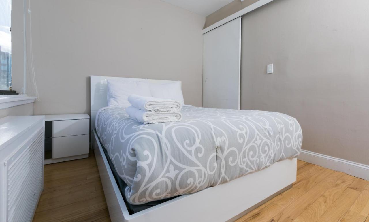 3 Bedrooms With Private Balcony By Central Park * Nova York