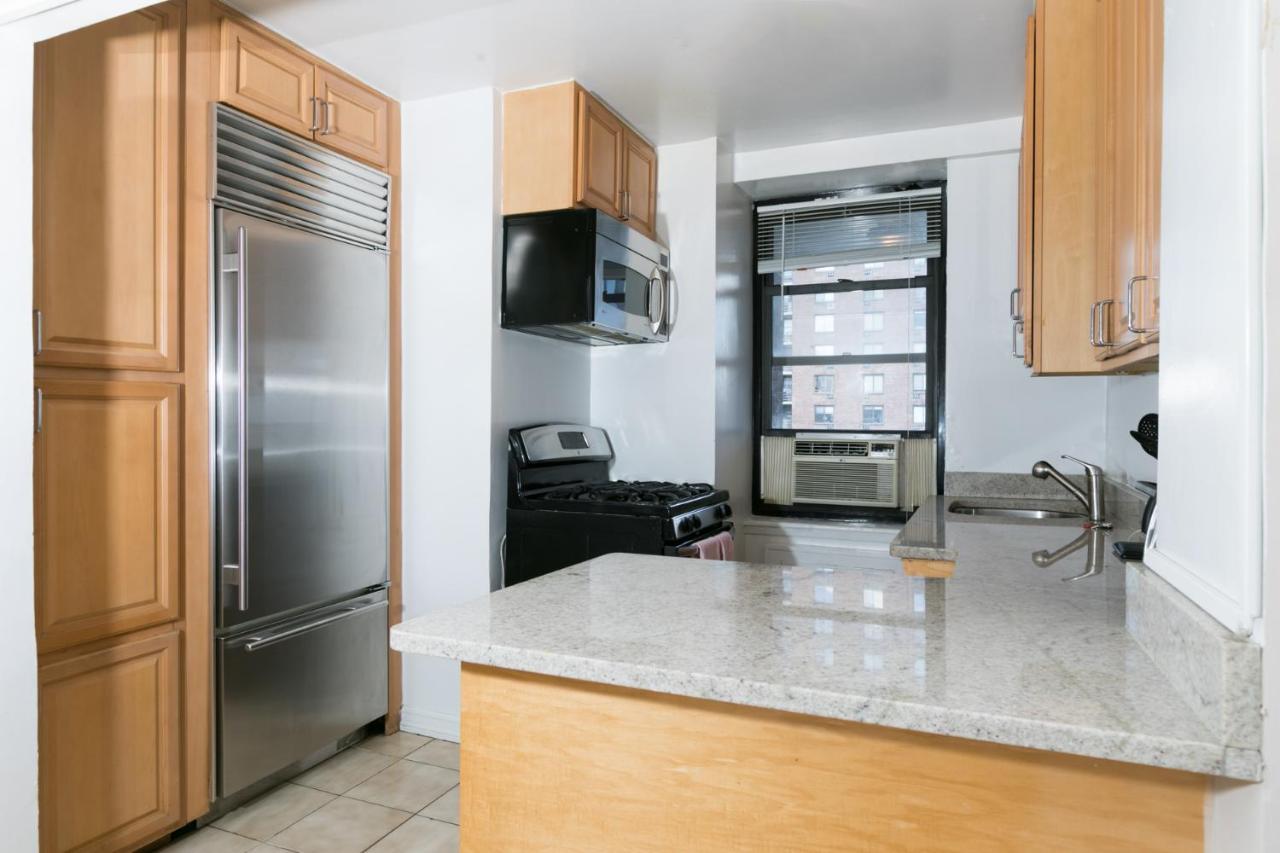 Apartamento 3 Bedrooms With Private Balcony By Central Park Nova York